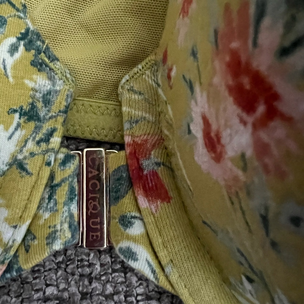 NWOT Cacique front close bra from Lane Bryant. - Picture 3 of 4